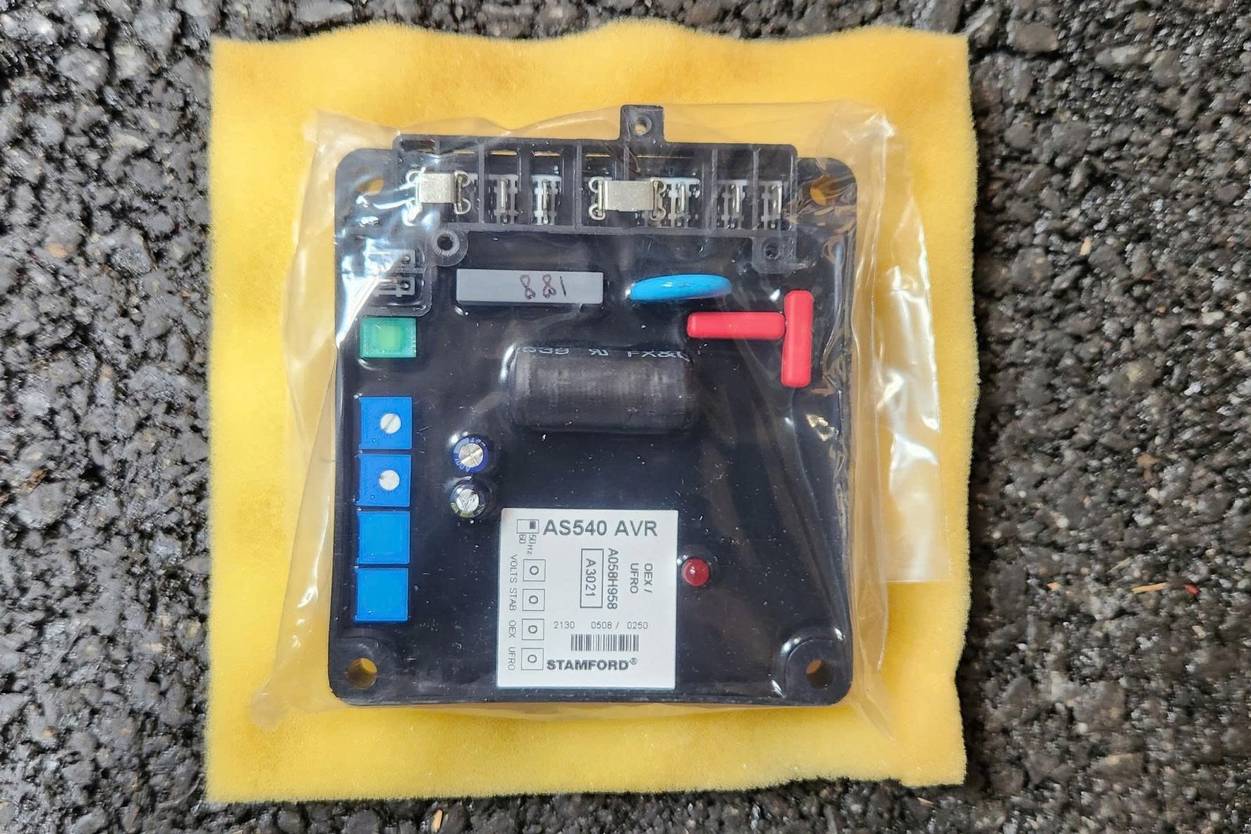 A059F437 – Bộ Điều Chỉnh Điện Áp Tự Động Cummins AS540 AVR (6) A059F437 – Bo Dieu Chinh Dien Ap Tu Dong Cummins AS540 AVR 6