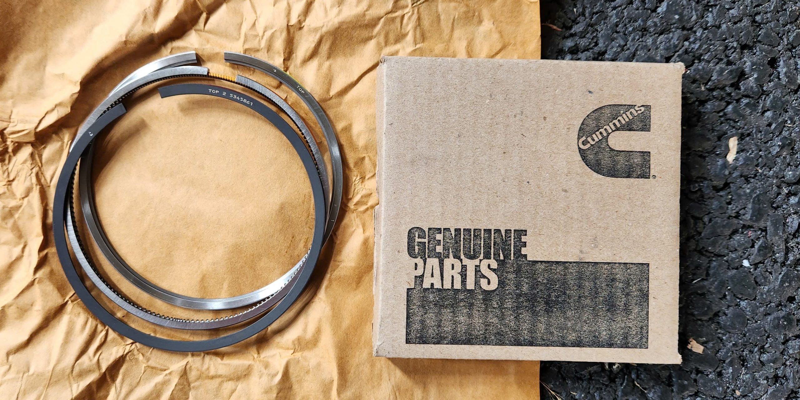 3802429 Bạc xéc măng Cummins (2) 3802429 Bac xec mang Cummins 2 scaled