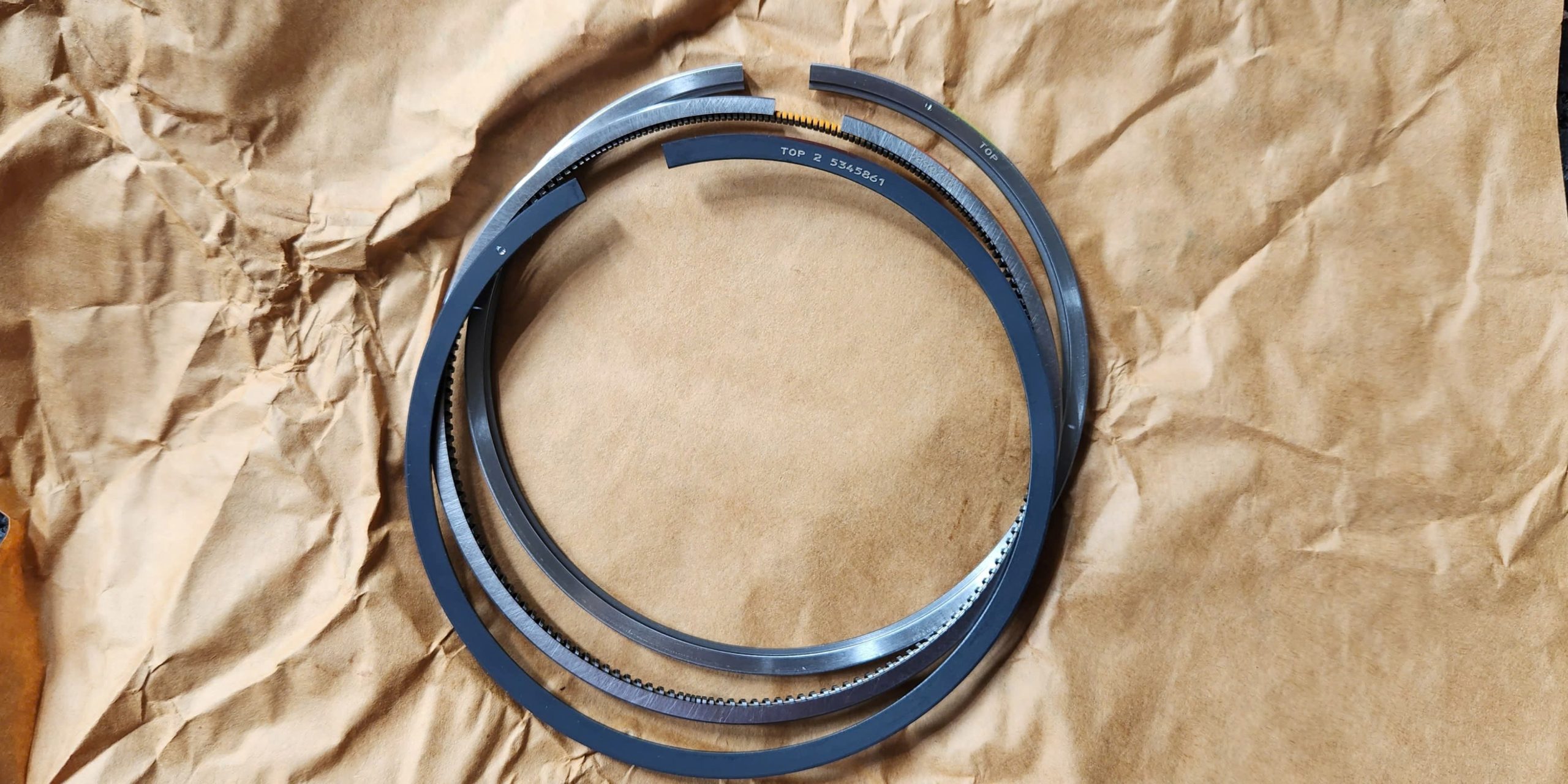 3802429 Bạc xéc măng Cummins (3) 3802429 Bac xec mang Cummins 3 scaled