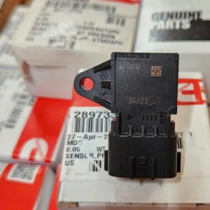 2897334NX Cam bien nhiet do khi nap PressureTemperature Sensor 4